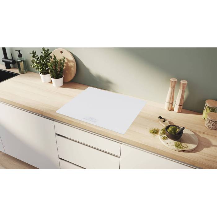 Bosch PUE612BB1E — точный индукционный нагрев и распознавание посуды, в Бишкеке с доставкой