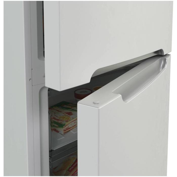 Candy CCRN6180W — яркое светодиодное освещение, комфортное электронное управление.