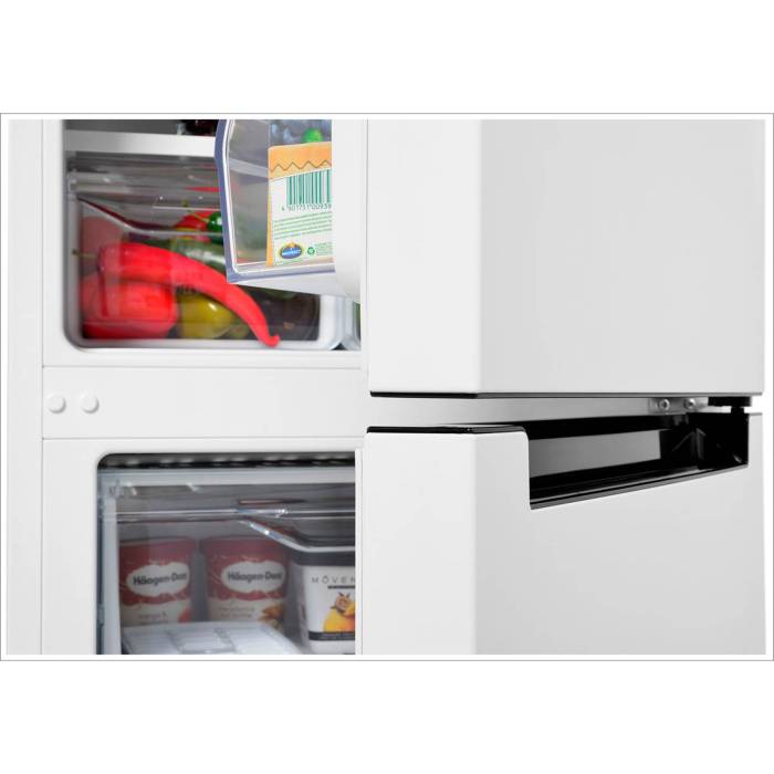 Indesit DS 4200 W — для большой семьи: вместительный холодильник высотой 2 метра и глубиной 64 см, купить онлайн в Кыргызстане