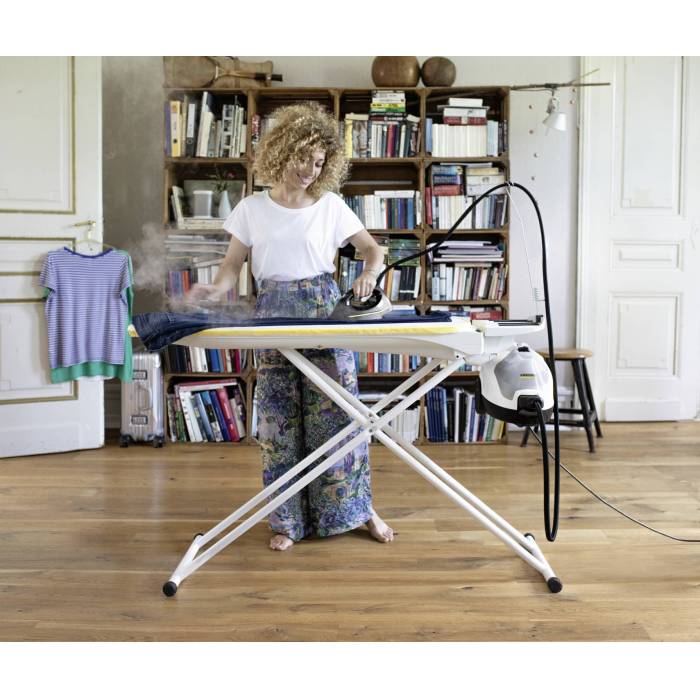 KARCHER SC 4 EasyFix — идеален для плитки, варочных панелей, мебели и узких щелей, купить по городу