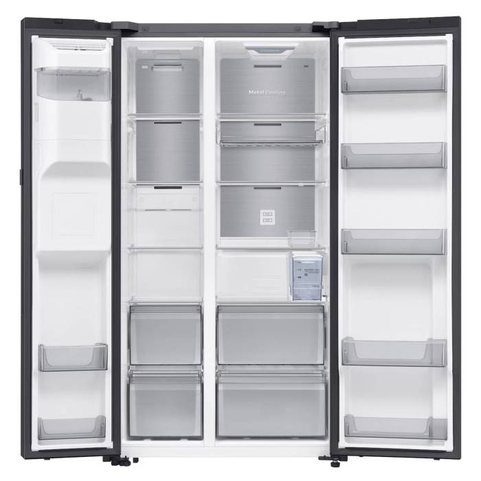 Samsung RS90F65D1FWT — технология Metal Cooling ускоряет восстановление холода после открытия дверей