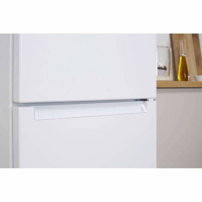 Холодильник INDESIT DS 318