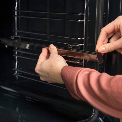 Gorenje BO6735E02XK — съемный стеклопакет и подсветка камеры, заказать онлайн в Бишкеке