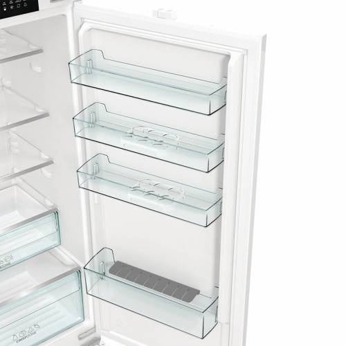 Gorenje NRKI5191 — вместительная камера с 5 полками из закаленного стекла, купить онлайн в Кыргызстане