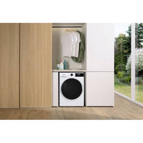 Gorenje WNHAI1X4APS — современная стиральная машина 10.5 кг в белом цвете с чёрным люком, стильный внешний вид для любого интерьера