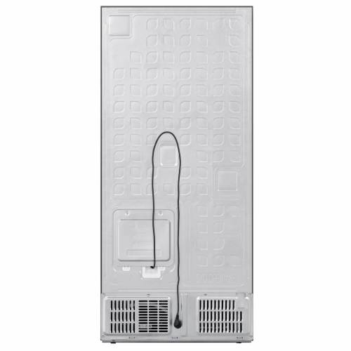 Hisense RQ5P470SAF1 — тихая работа (37 дБ), регулируемые ножки и 4 колесика для удобной установки в квартире или доме