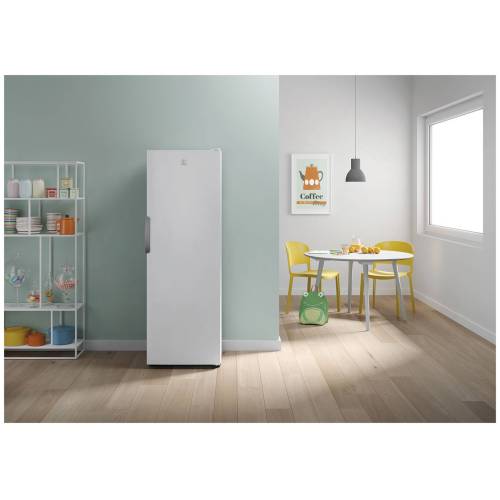 Морозильник вертикальный INDESIT DSZ 5175 W