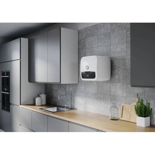 Ariston ABS ANDRIS2 R 15 U — квадратный корпус белого цвета — Onbir.kg.